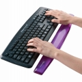 Podložka zápěstí ke klávesnici Fellowes Crystal, gelová, fialová